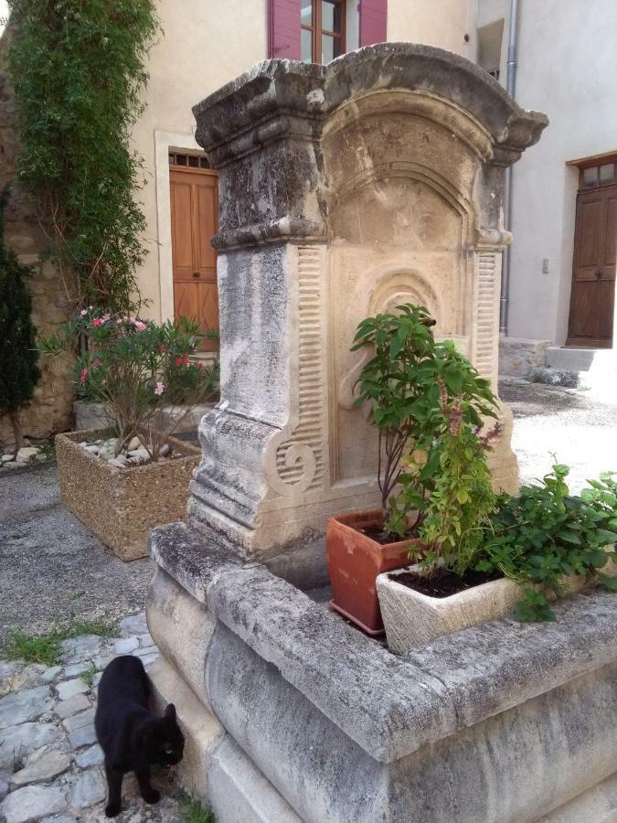 La Maison Derriere La Fontaine Buis-les-Baronnies Luaran gambar