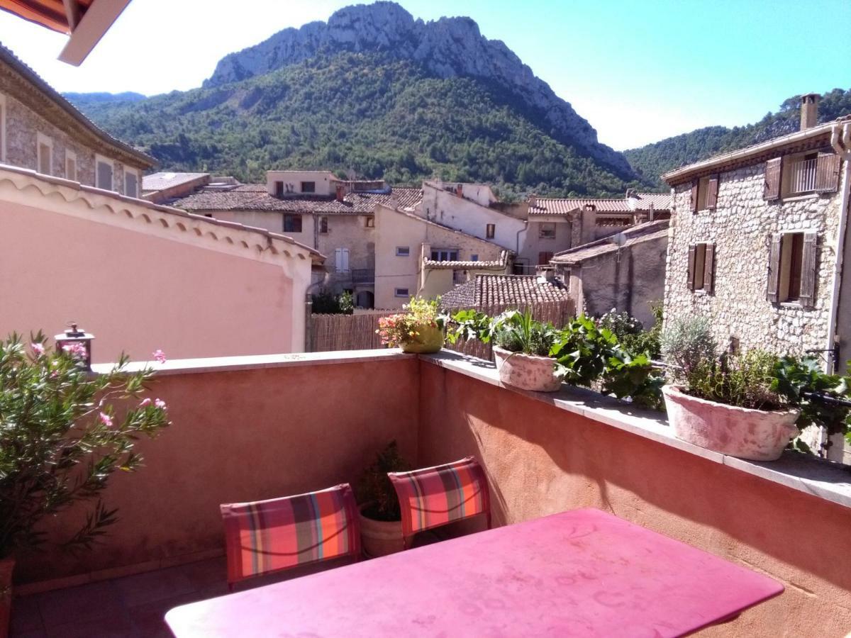 La Maison Derriere La Fontaine Buis-les-Baronnies Luaran gambar